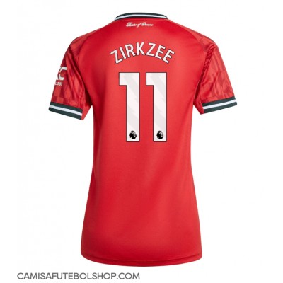 Camisa de time de futebol Manchester United Joshua Zirkzee #11 Replicas 1º Equipamento Feminina 2025-26 Manga Curta Camisa de time de futebol Manchester United Joshua Zirkzee #11 Replicas 1º Equipamento Feminina 2025-26 Manga Curta